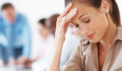 Женщины с мигренью страдают более сильными приливами при наступлении постменопаузы
